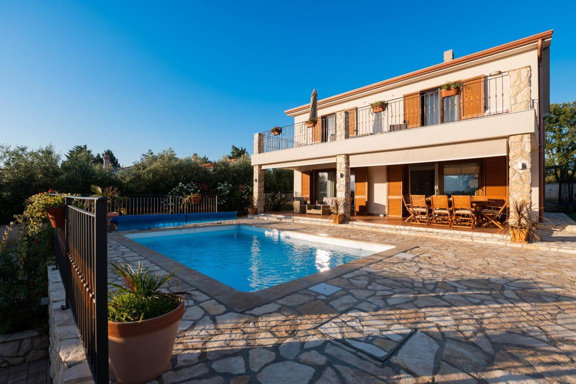 Villa Sara - Perfect Family Holiday Brzac Bagian luar foto