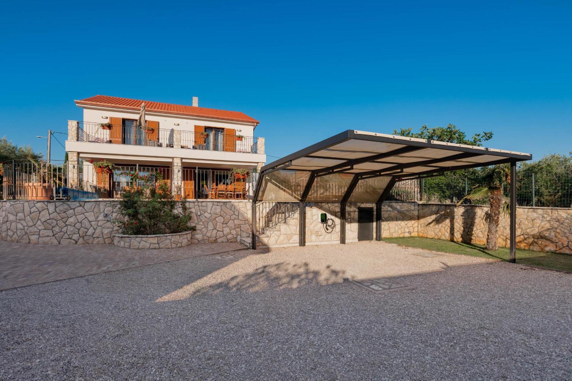 Villa Sara - Perfect Family Holiday Brzac Bagian luar foto
